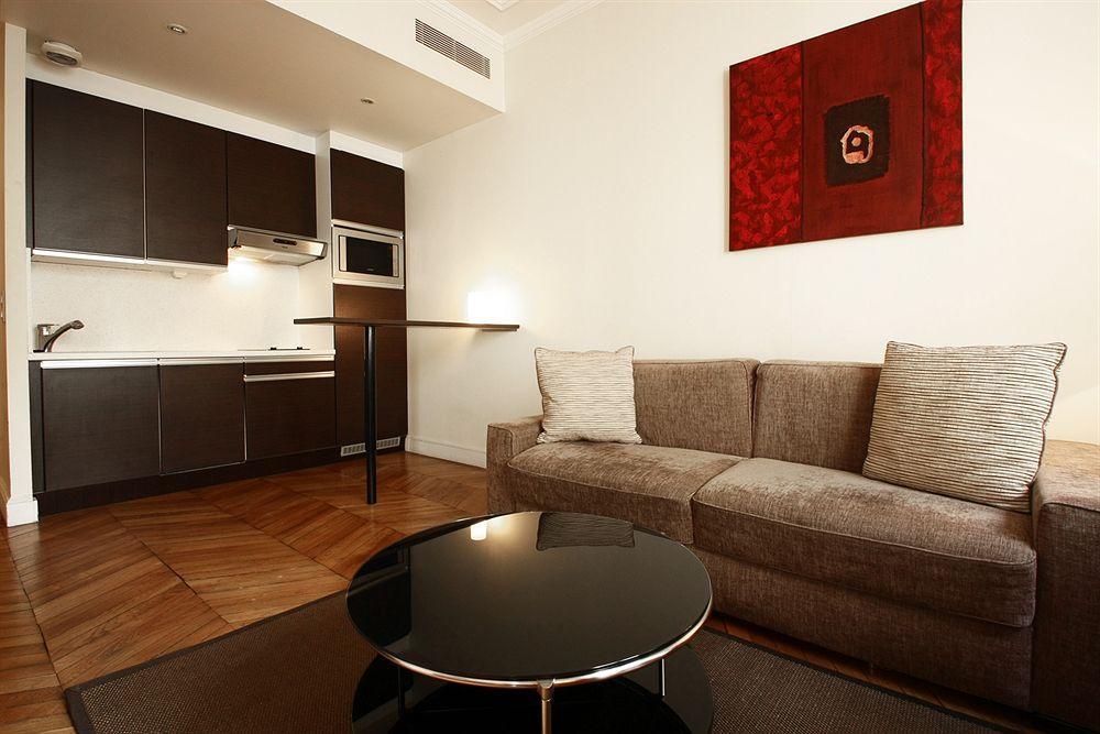 Apts Bridgestreet Champs Elysees Hotel